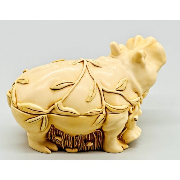Harmony Kingdom Straight From The Hip Large Hippo Trinket Box Figurine 5 inch - Picture 6 of 15